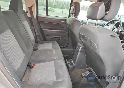 2015 Jeep Patriot Sport из США, поврежденный, VIN 1C4NJPBA3FD371382